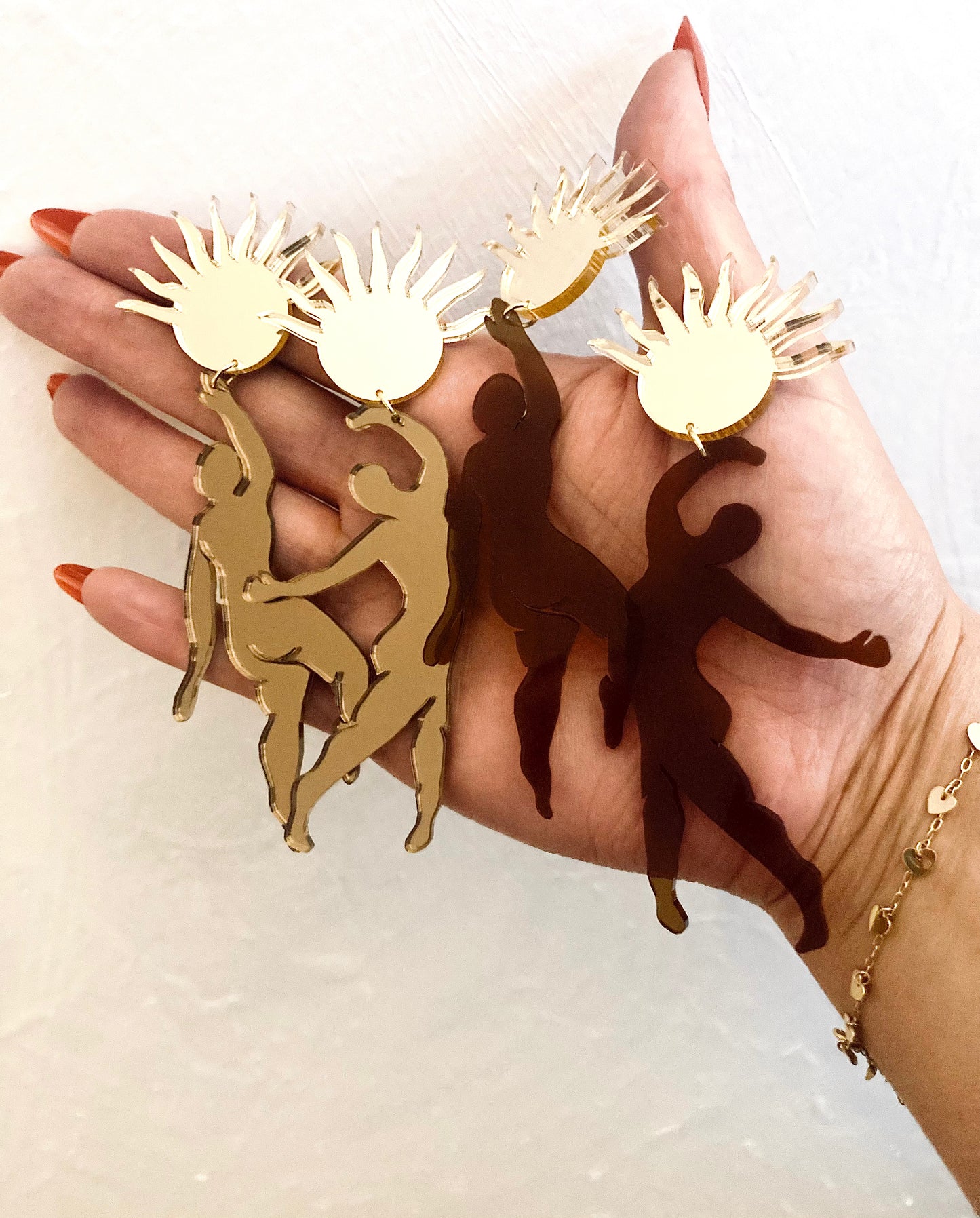 Everybody Loves The Sunshine